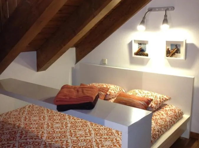 Coqueto Atico En Appartement *